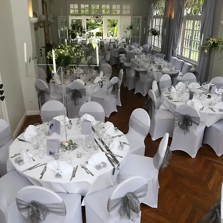 Hotel Logis & Restaurant - Le Manoir De Gavrelle