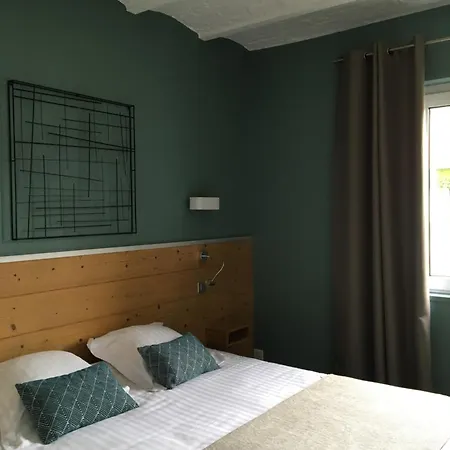 Hotel Logis & Restaurant - Le Manoir De Gavrelle