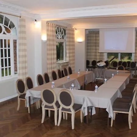 Logis & Restaurant - Le Manoir De Отель