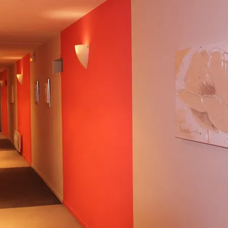Szálloda Logis & Restaurant - Le Manoir De 3*