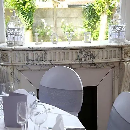 호텔 Logis & Restaurant - Le Manoir De