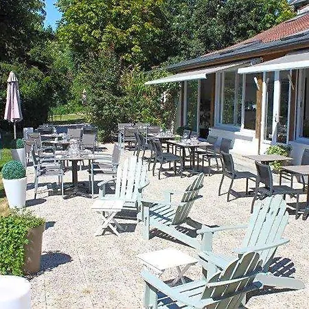 Le Manoir De Hotel