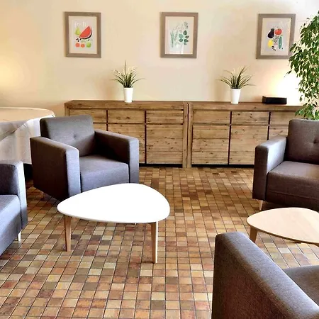 Logis & Restaurant - Le Manoir De 3* Gavrelle