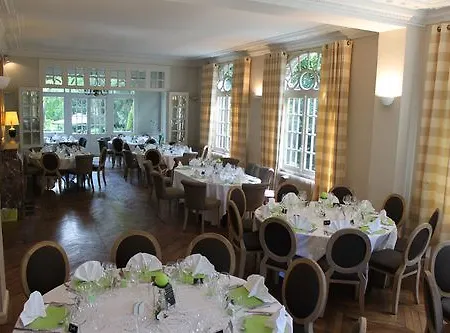 Ξενοδοχείο Logis & Restaurant - Le Manoir De