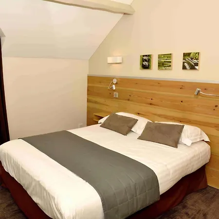 Logis & Restaurant - Le Manoir De Отель Gavrelle