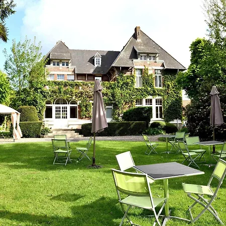 Logis & Restaurant - Le Manoir De Hotel