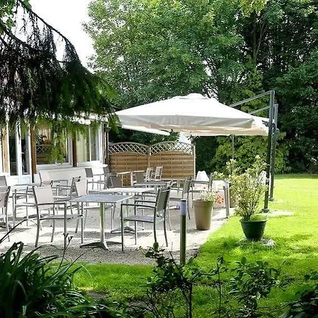 Logis & Restaurant - Le Manoir De 3* Gavrelle